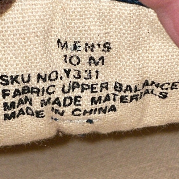 L.L. Bean Men’s Canvas Sneakers.  Top Siders.  Size 10.  Non marking soles. - Picture 10 of 14